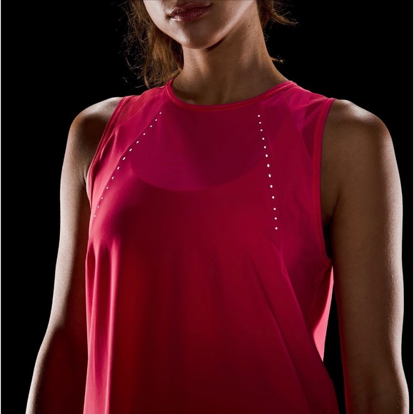 NWT Lululemon Sculpt Tank in Lipgloss - Picture 2 of 4
